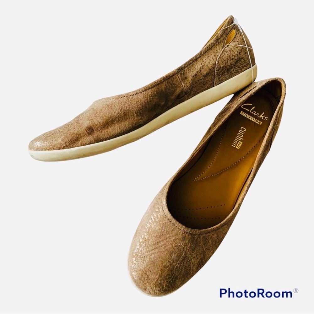 Clarks Collection Soft Cushion women’s 6.5 light pink/tan metallic flats